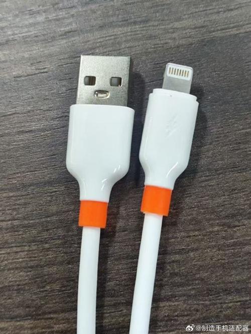 数码产品与数据线 连接未来的隐形桥梁